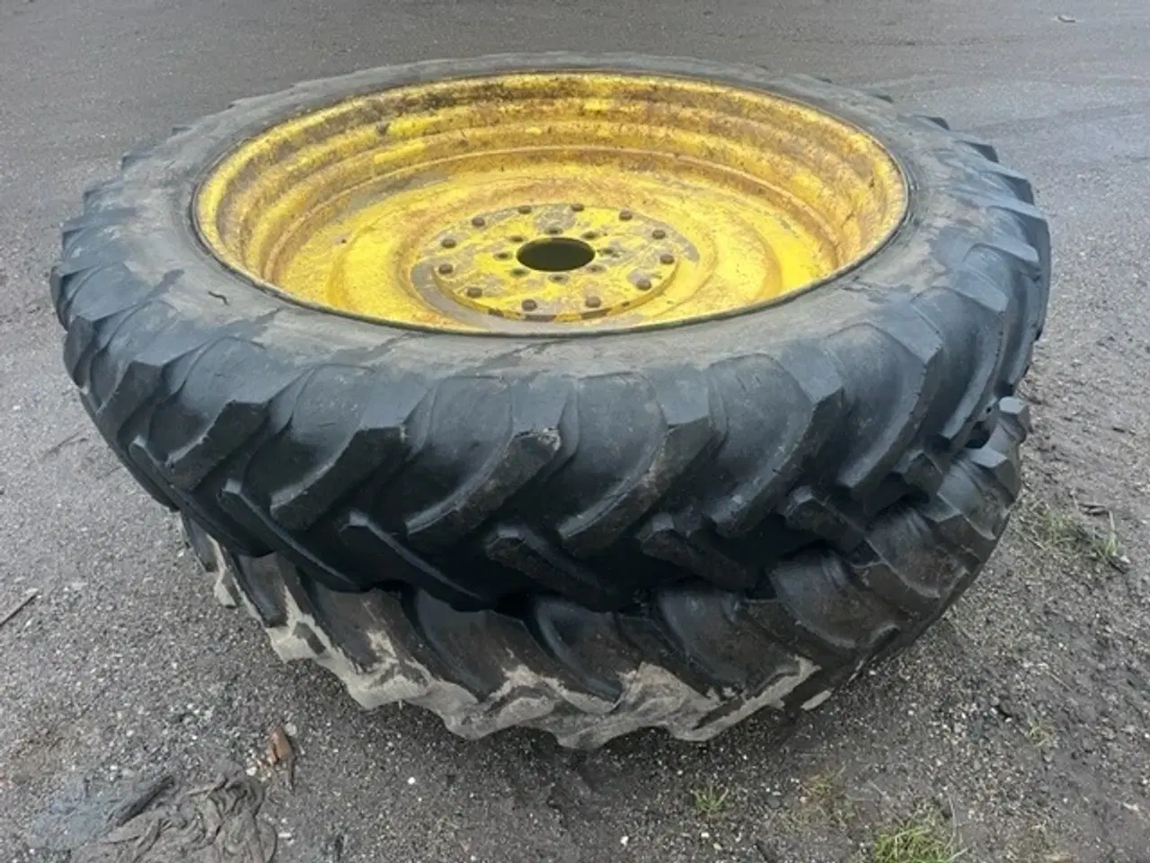 Billede 2 - Alliance 12,4R46 KAN FÅER MED VALGFRI INDERRING