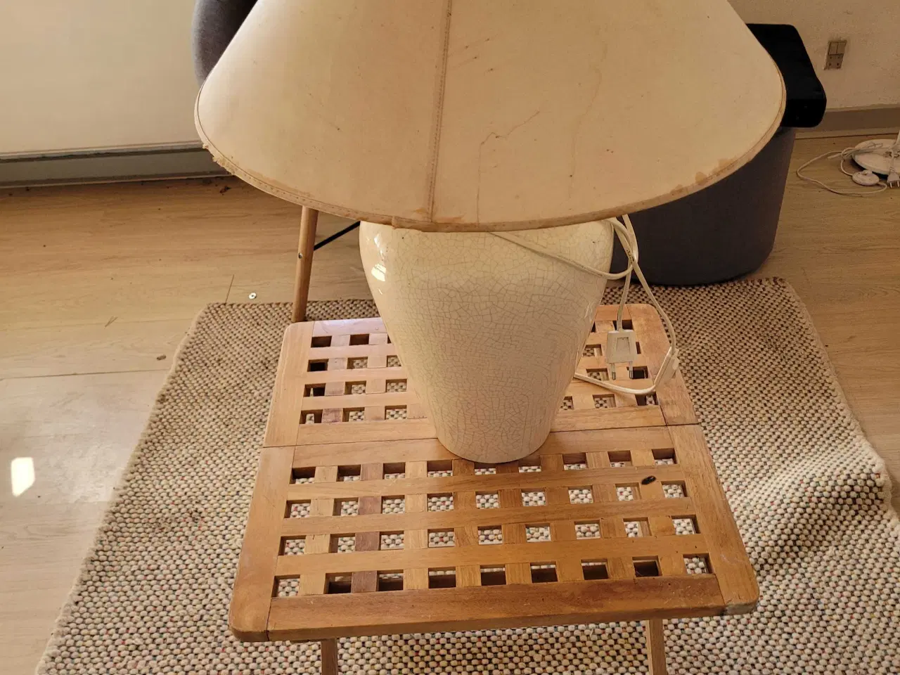 Billede 4 -   fingamel sofa 200kr Fine lamper mm 150kr pr stk 