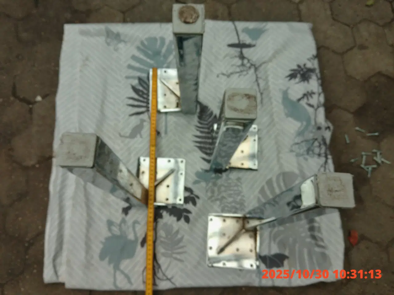 Billede 2 - 4 stabile chromet bordben