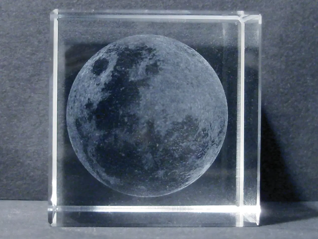 Billede 1 - 3D laserindgraverede Space Cubes