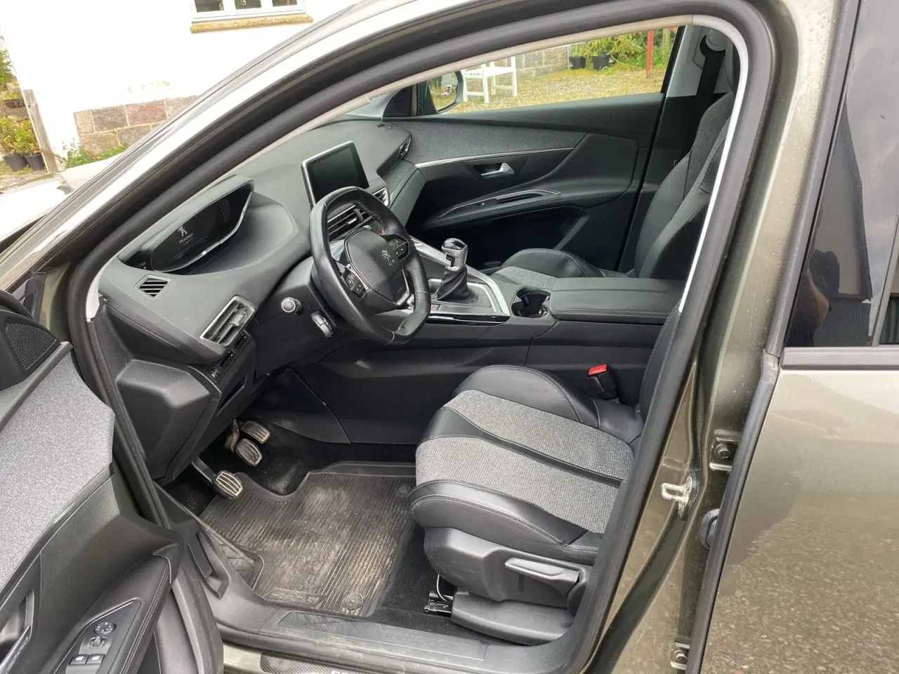 Billede 9 - Peugeot 5008 1,6 BlueHDi 120 Strike 7prs