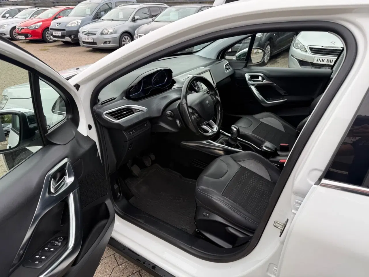 Billede 15 - Peugeot 2008 1,2 VTi 82 Allure