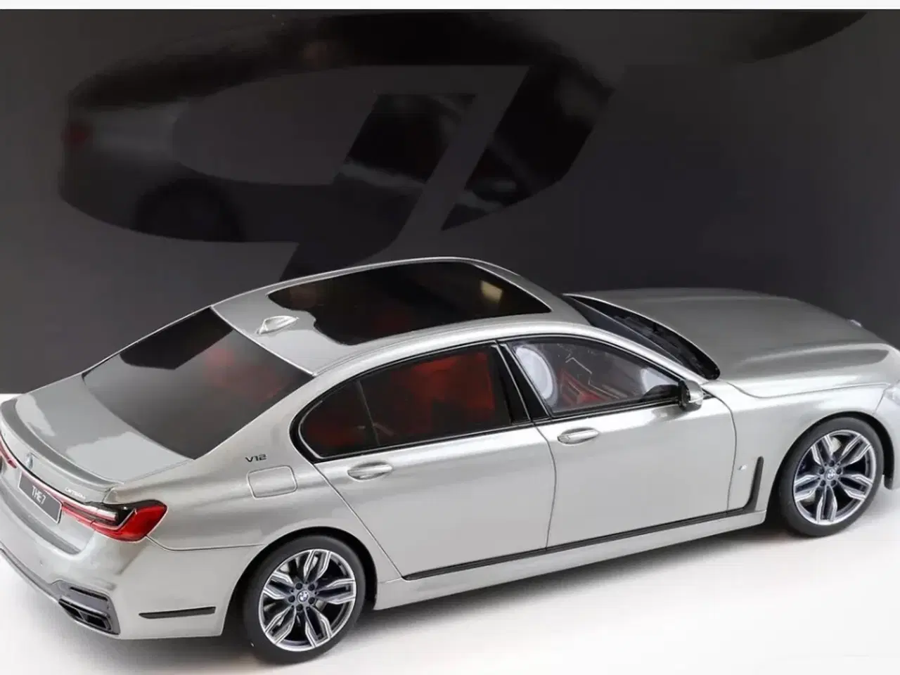 Billede 3 - 1:18 BMW M760 G12 Final Edition 