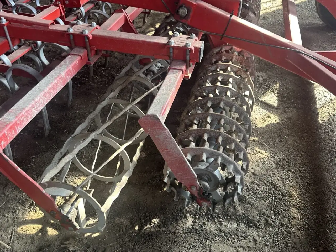 Billede 6 - Kongskilde Germinator SP7000 med CROSKILL tromle bagerst. Velegnet til roer og andre speciel afgrøder.