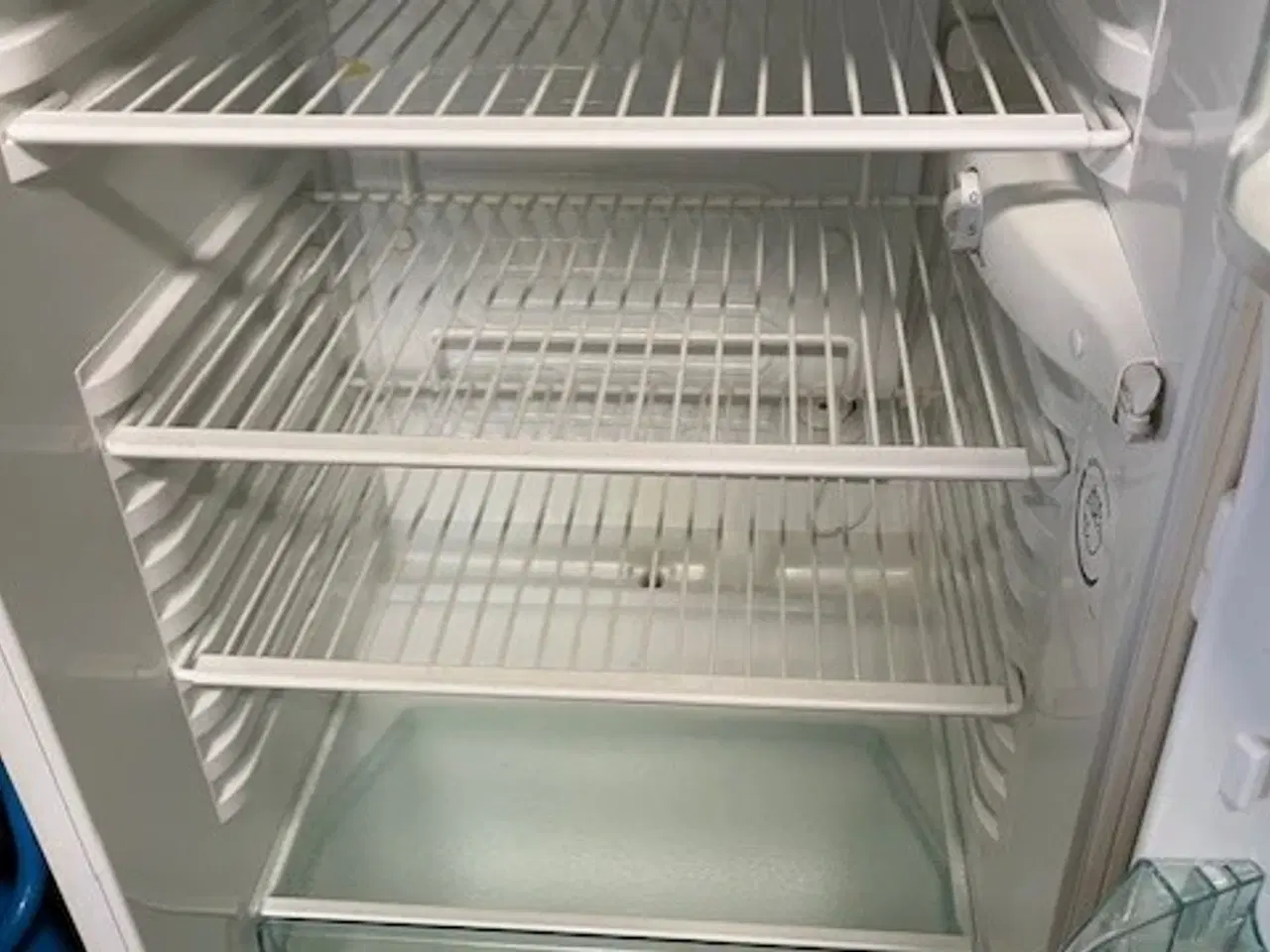 Billede 3 - 206 Liters Electrolux køleskab, virker fint og er 