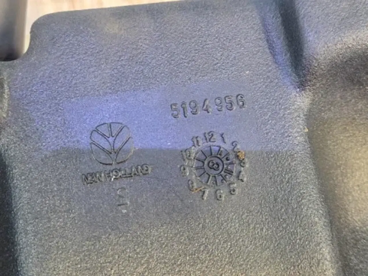 Billede 3 - New Holland TN75F Dieseltank 5195011