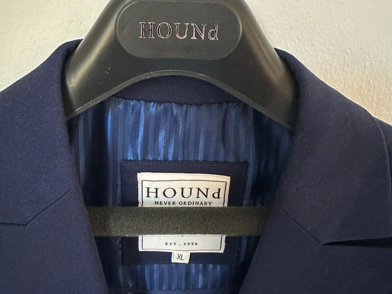 Billede 2 - Flot Hound blazer i mørkeblå - konfirmation