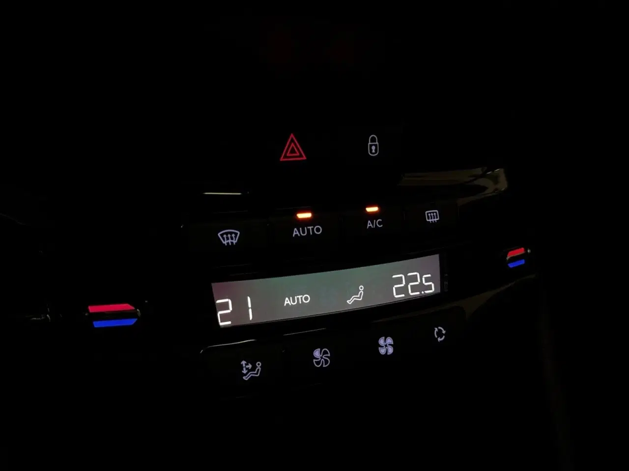 Billede 11 - Peugeot 208 1,6 BlueHDi 100 Allure Sky