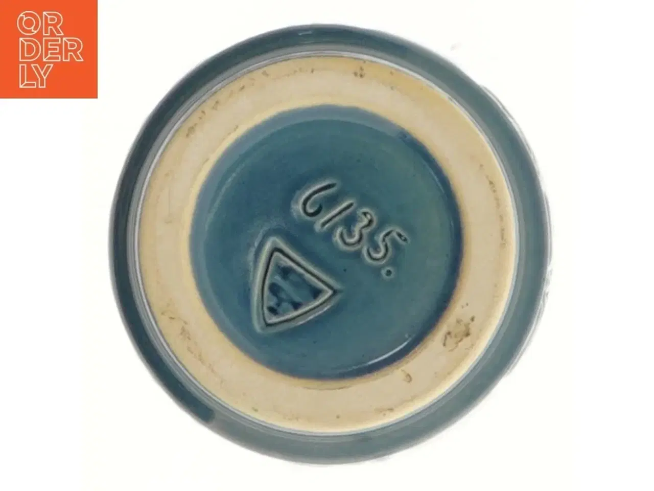 Billede 1 - Blå keramikvase med relief (str. 12x9 cm) fra Michael Andersen keramik