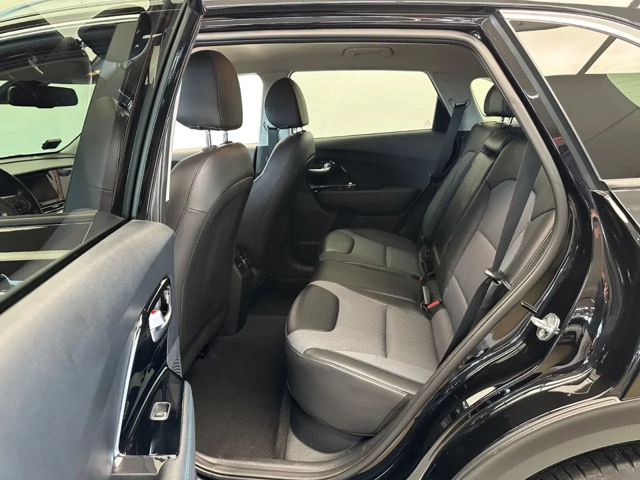 Billede 13 - Kia e-Niro 64 Advance