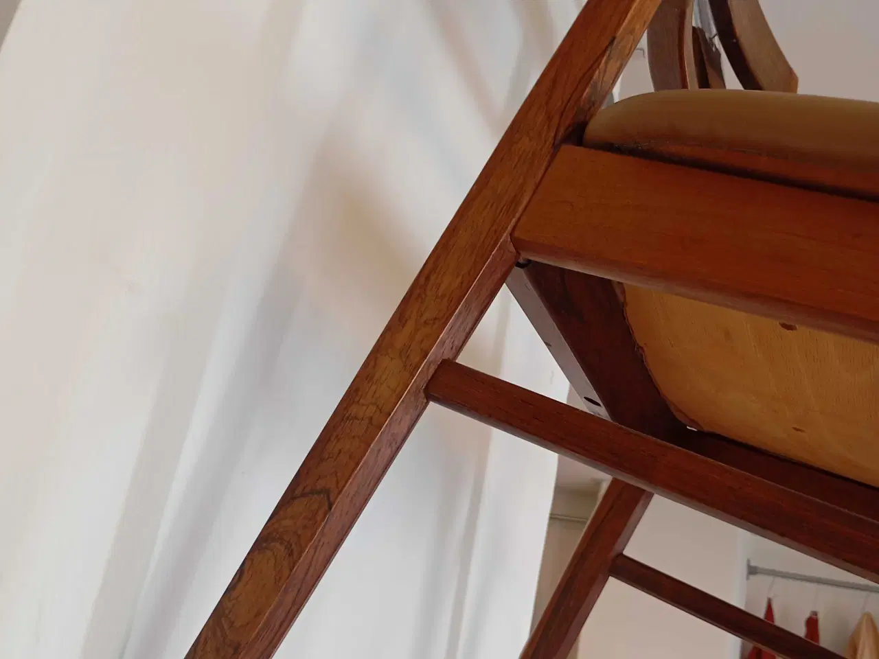 Billede 9 - Smukke palisander stole- af Henning Kjærnulf.