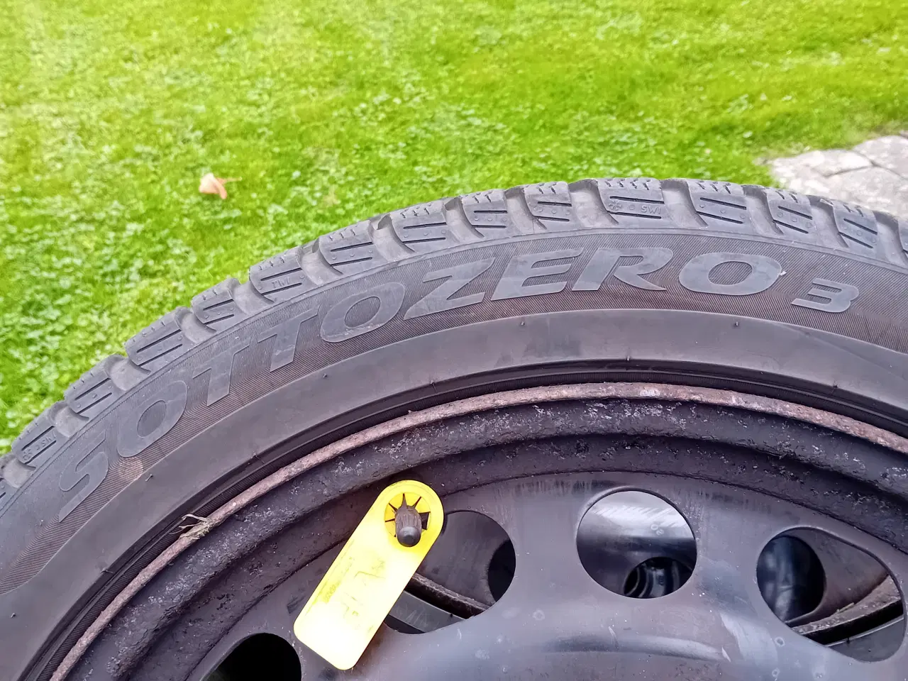 Billede 5 - Vinterdæk Renault.