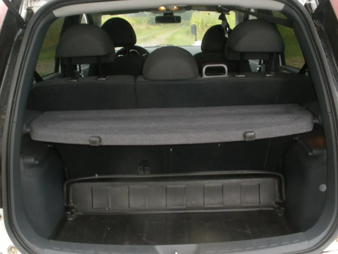Billede 8 - Mitsubishi Colt 1,3I 5 dørs