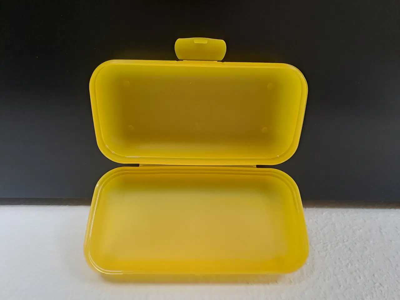 Billede 1 - Opbevaringboks fra Tupperware