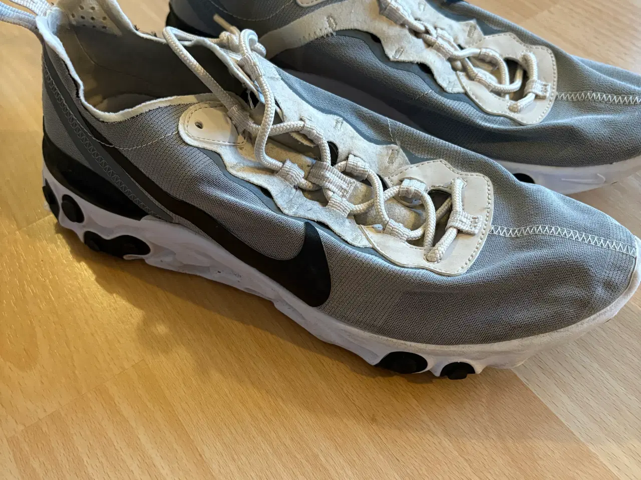 Billede 2 - Nike sko til salg