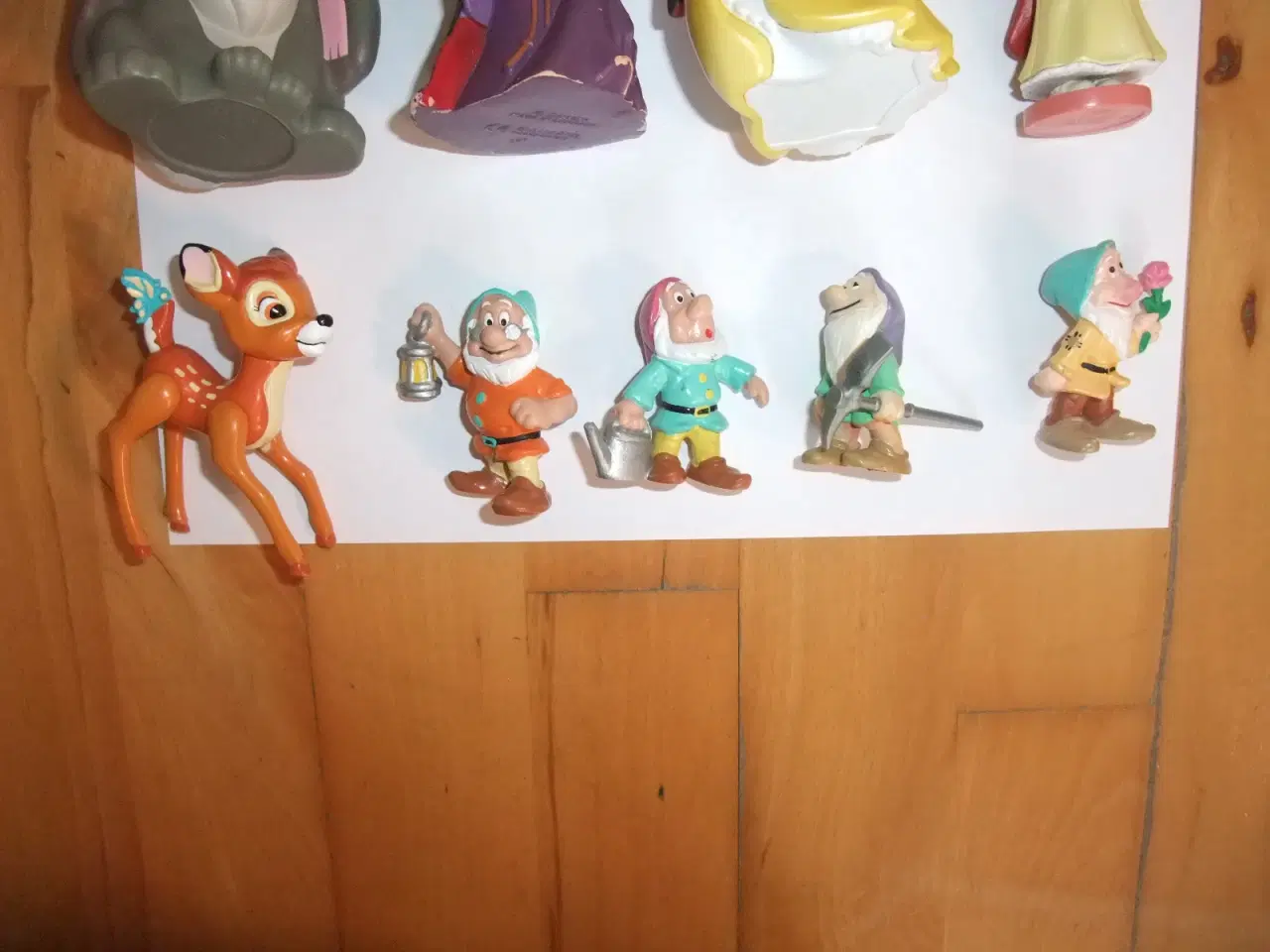 Billede 4 - Snehvide Figurer