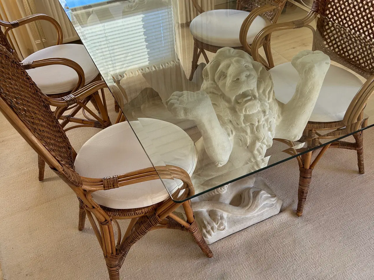 Billede 4 - Spisebord 