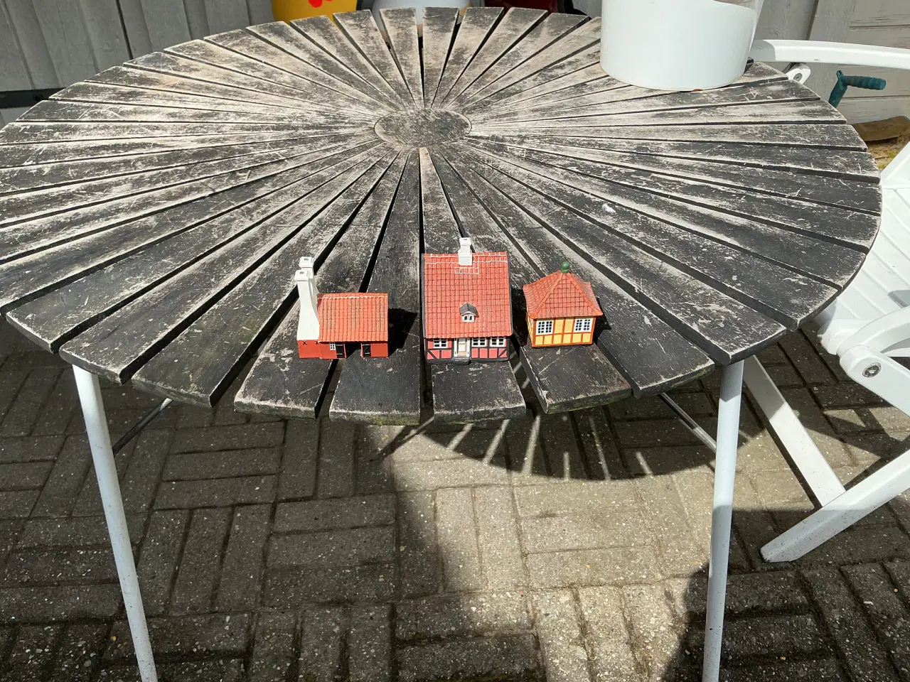 Billede 1 - Trip trap huse ældre udgave 