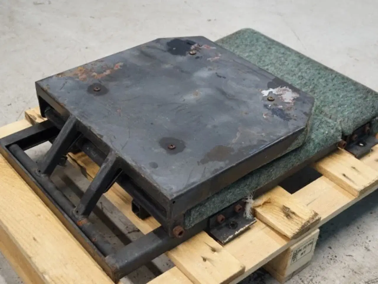 Billede 16 - Fendt 8350 Passagersæde 28085056