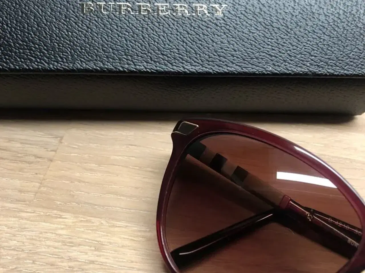 Billede 5 - Burberry  solbrille