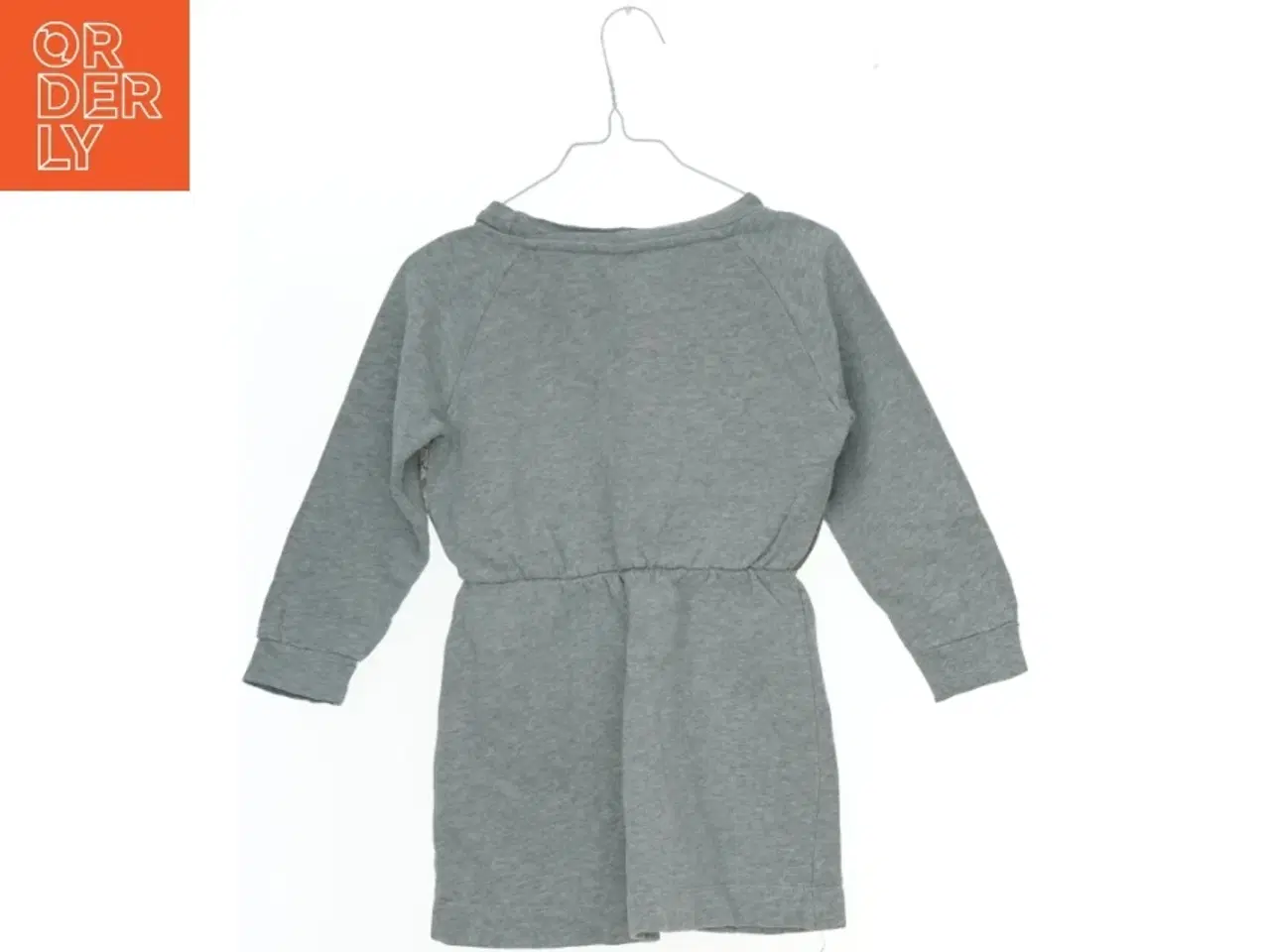 Billede 2 - Grå kjole med tryk af ugle fra POPUPSHOP (str. 110)