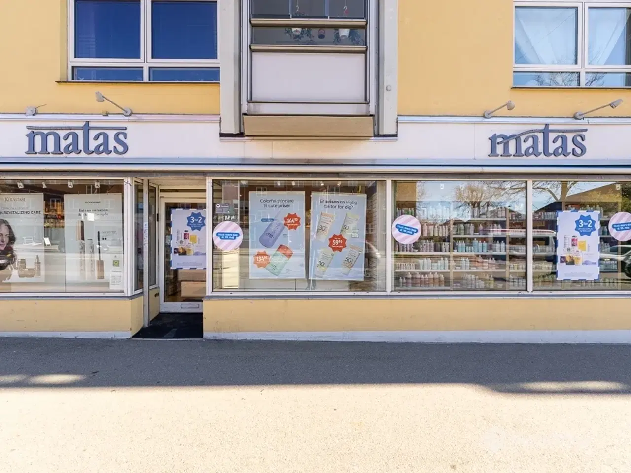 Billede 1 - SÆLGES: Veleksponeret erhvervsandel på 183 m² på Frederikssundsvej