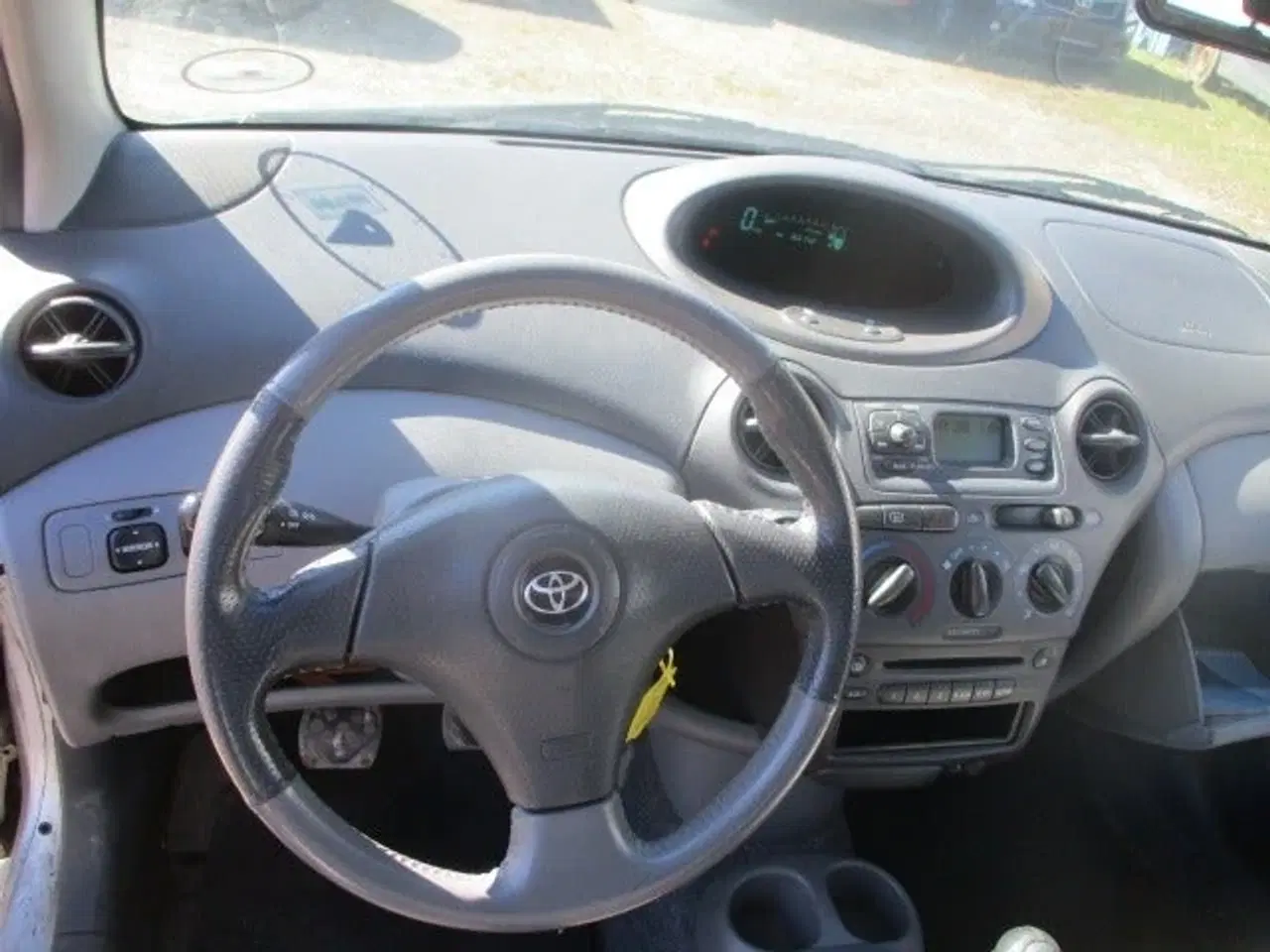 Billede 10 - Toyota Yaris 1,3 Luna