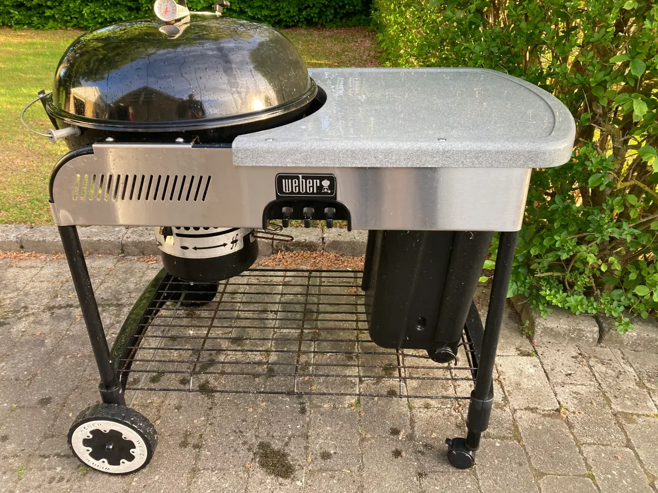 Billede 1 - Stor fin Weber grill