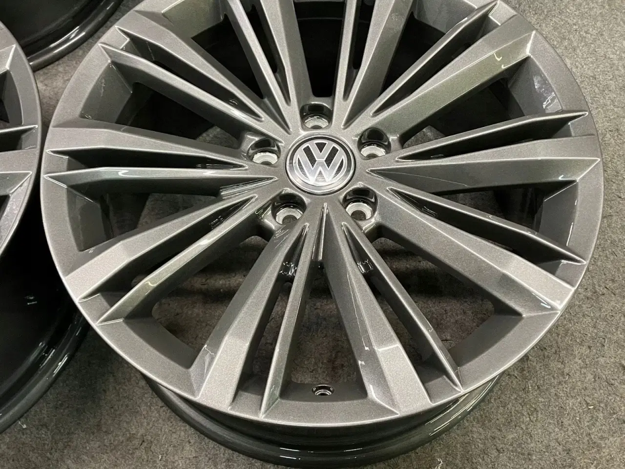 Billede 5 - ALUFÆLGE VW PASSAT B8 3G0 LIVERPOOL 18"