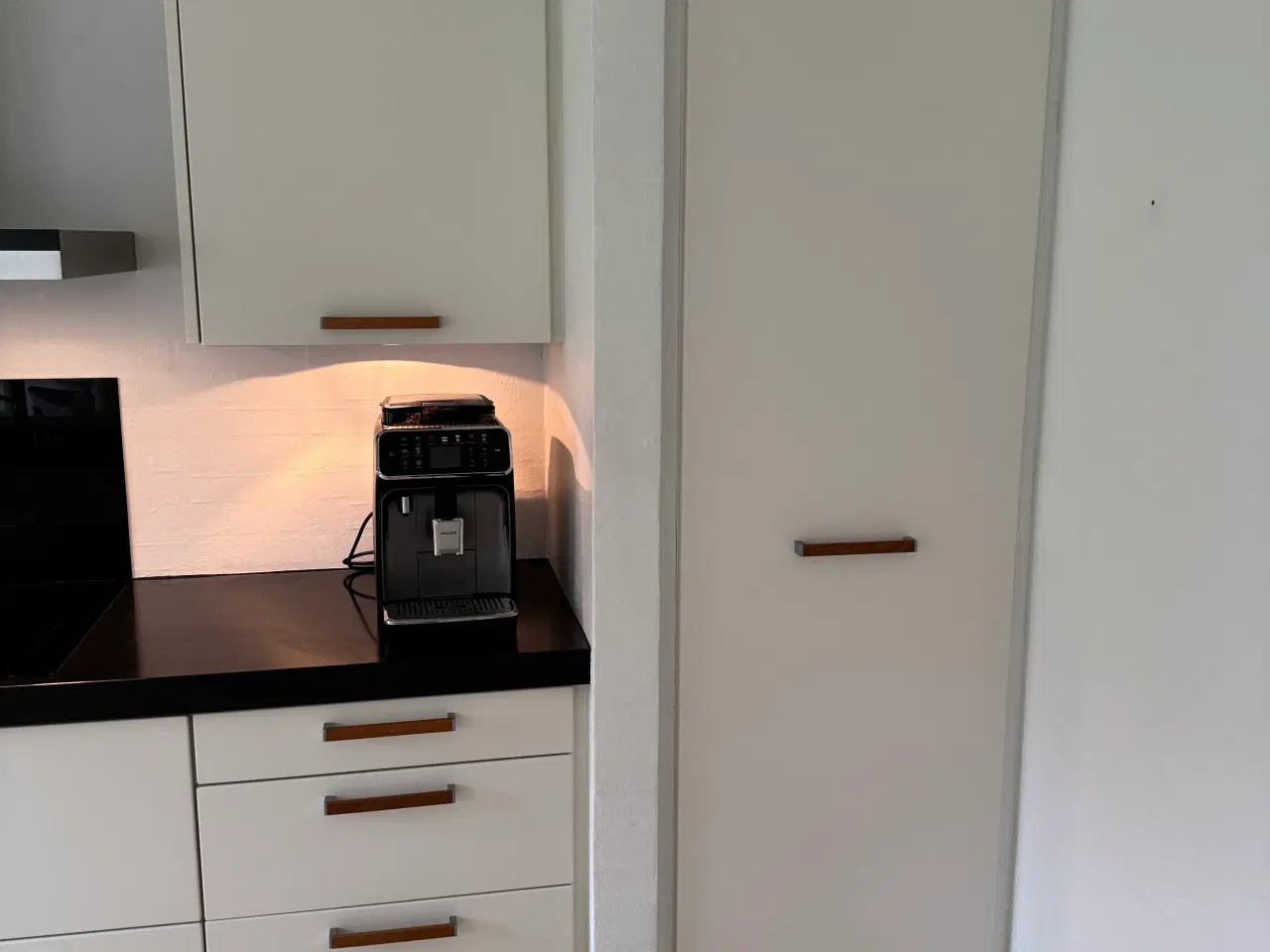 Billede 7 - Flot køkken med gode materialer 