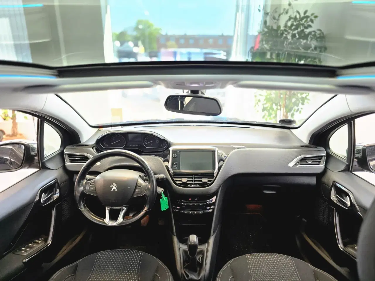Billede 5 - Peugeot 208 1,2 VTi 82 Selection Sky