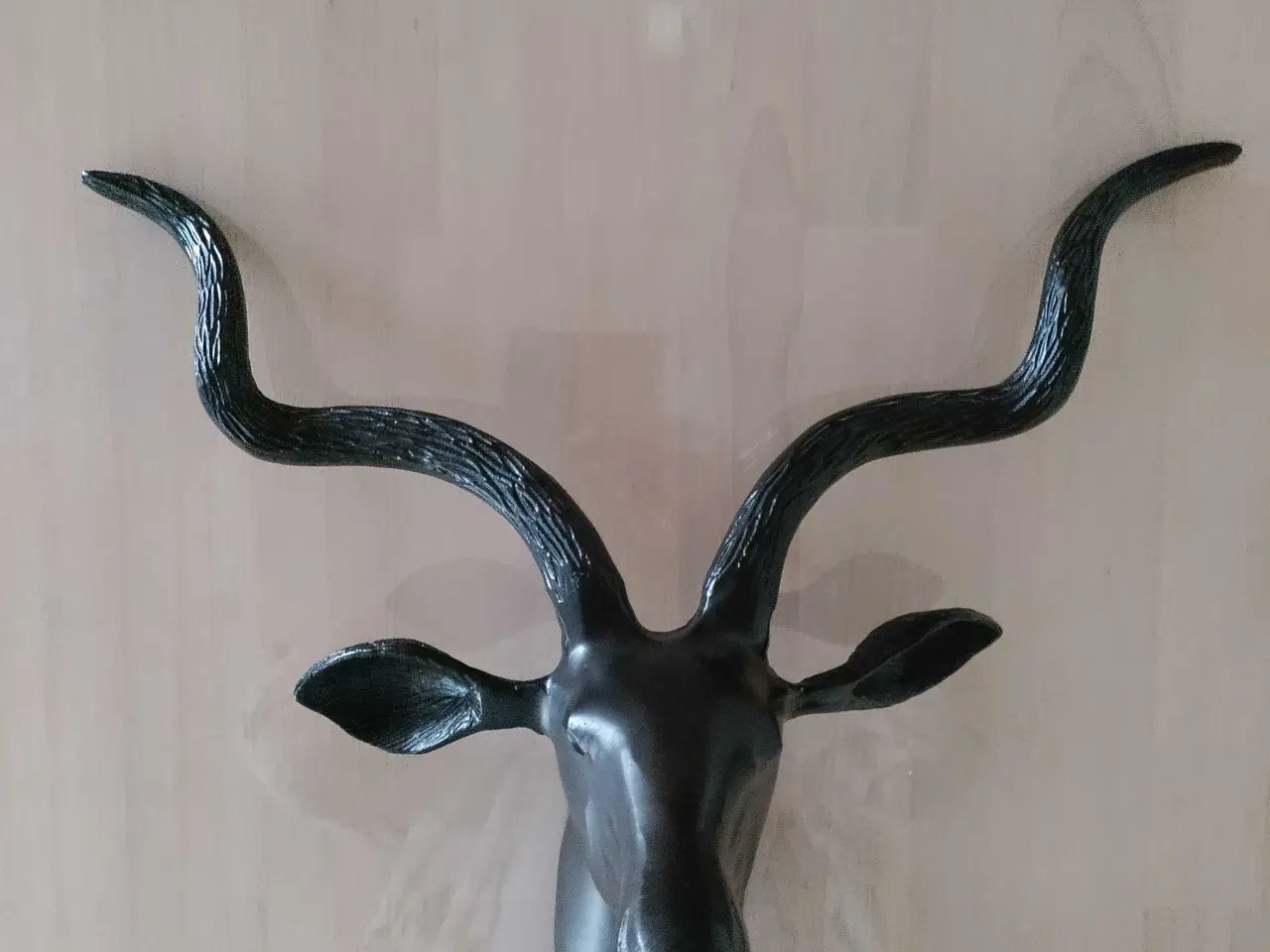 Billede 1 - Hjort i metal til ophæng 