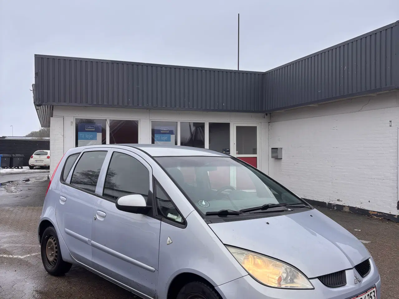 Billede 2 - Billig bil med træk på og syn 