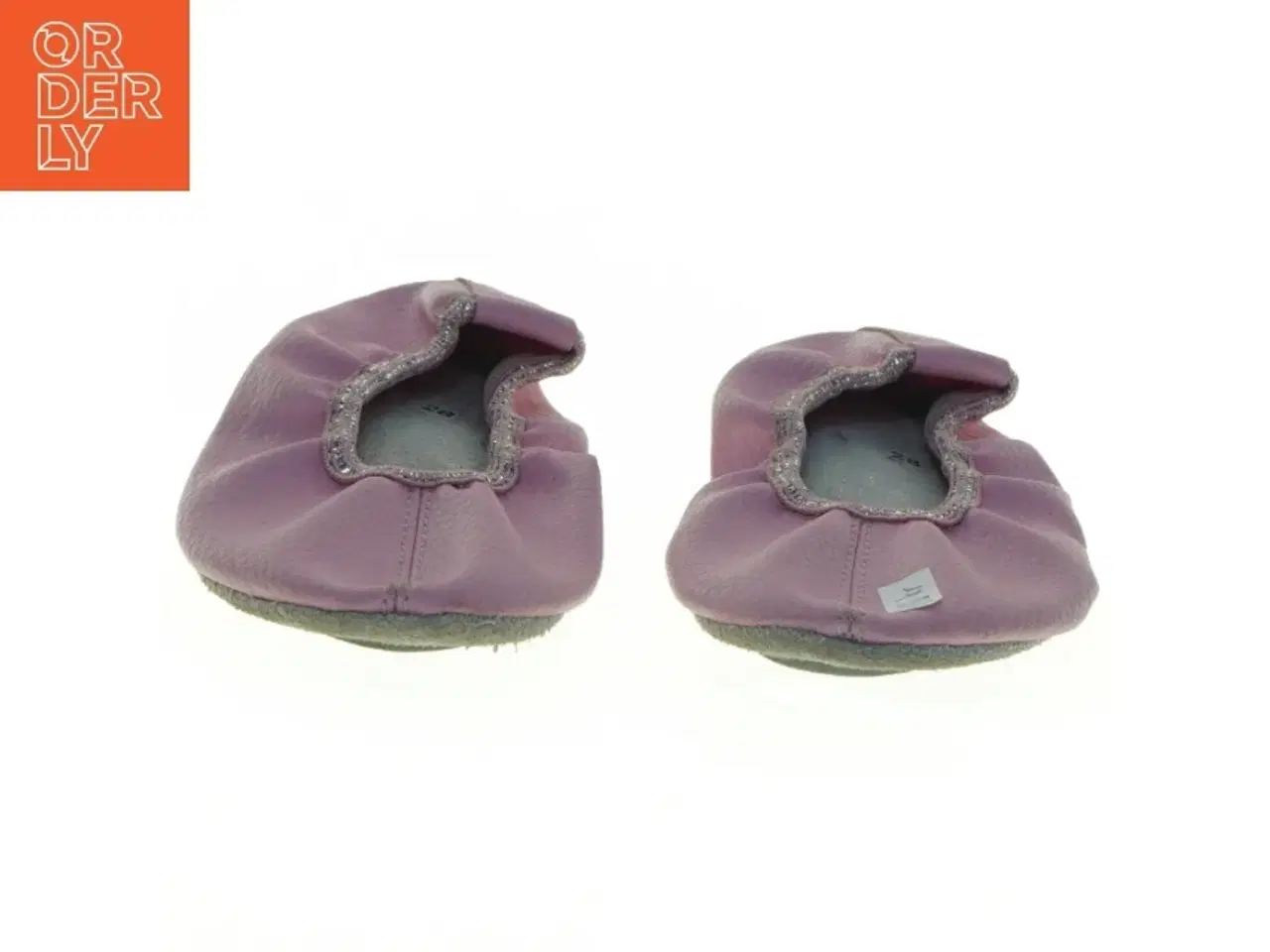 Billede 4 - Lyserøde børneballetsko (str. 28)