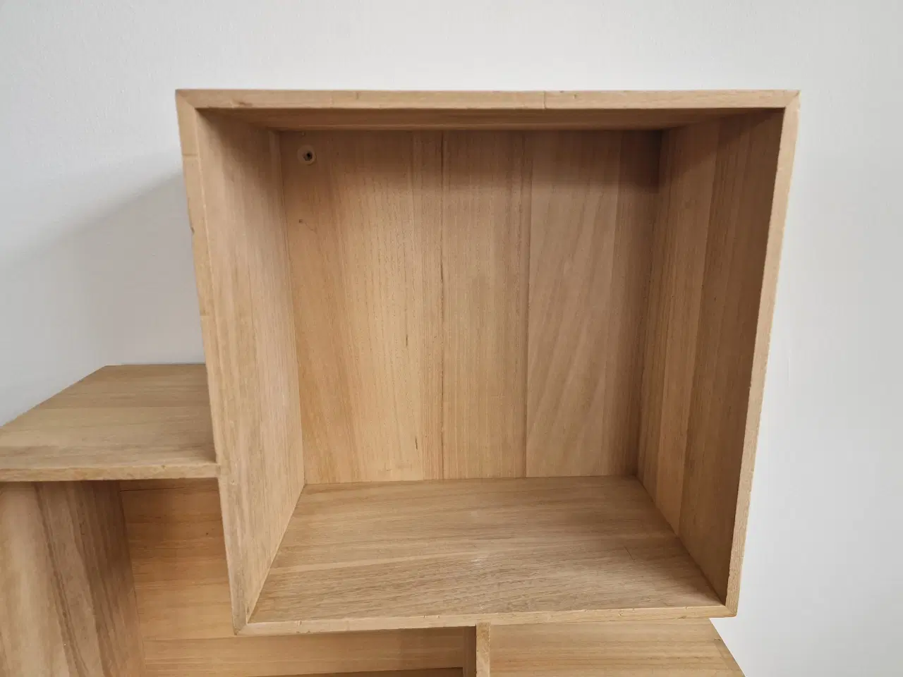 Billede 8 - Quadro 2 hylde fra Bolia.
