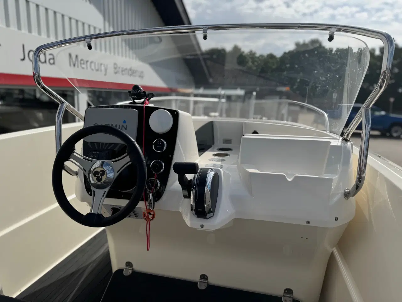 Billede 5 - 548VI Sport X-Line med 100 hk Mercury-EFI 4 takt 2,1L og 1300 kg Brenderup bådtrailer