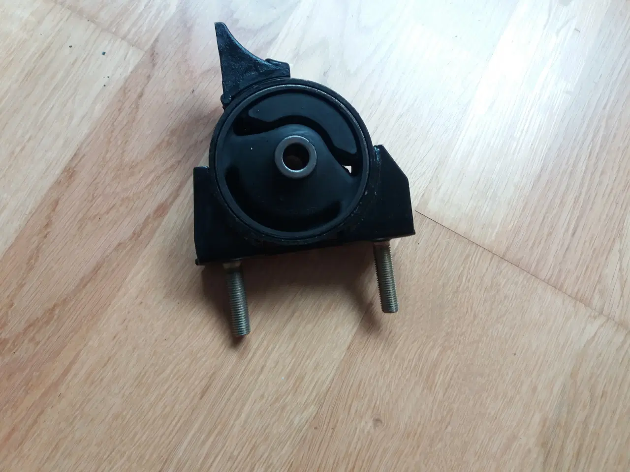 Billede 2 - Ophæng Toyota Corolla AE95