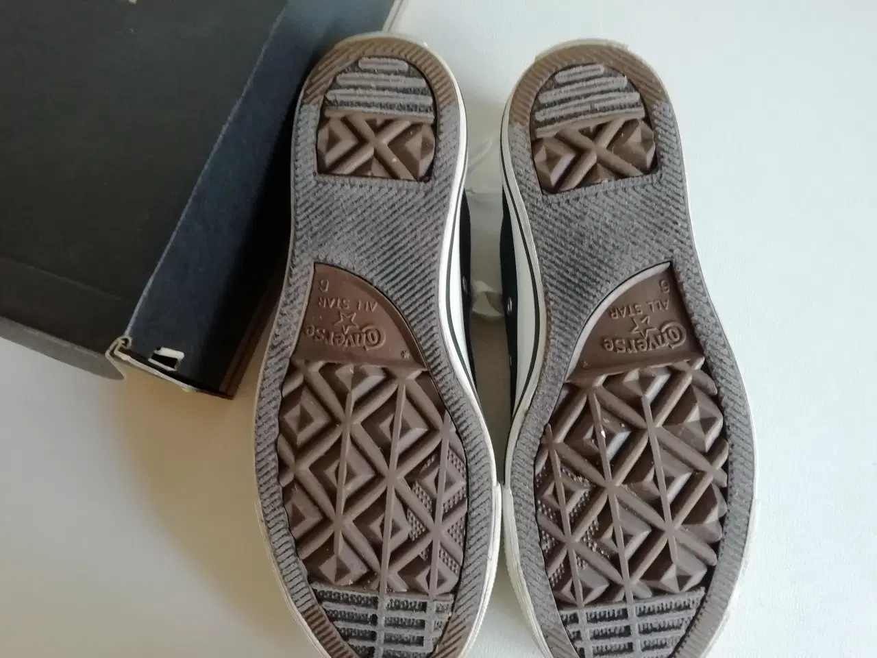 Billede 2 - Converse sko str. 39