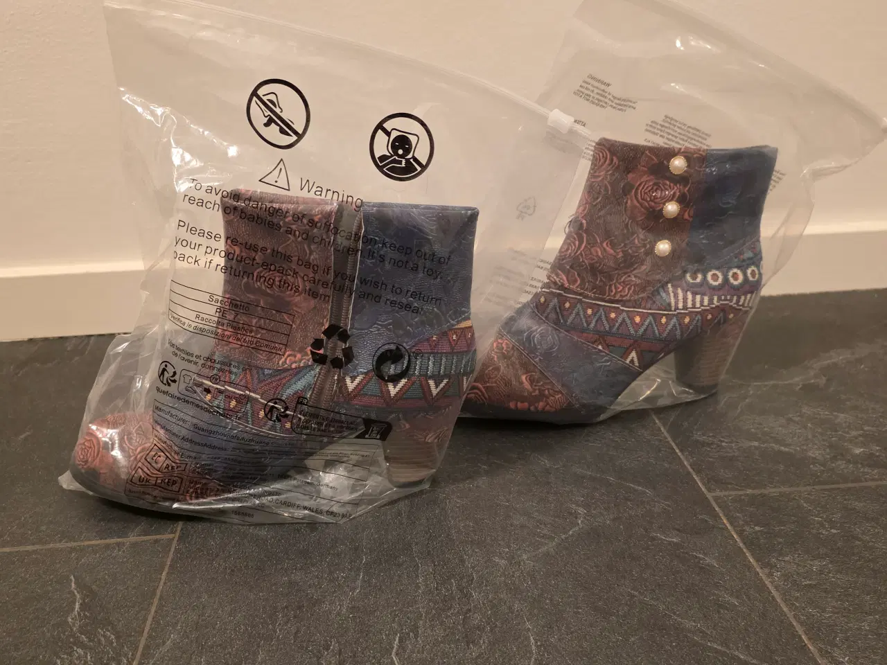 Billede 4 - Sko med høj hæl, str. 40