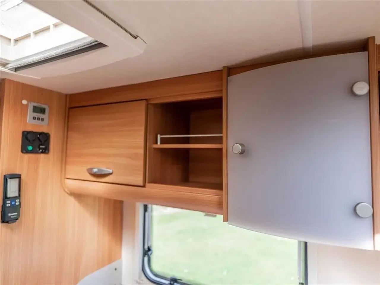 Billede 36 - 2012 - Knaus Sport 700 TI   Knaus 700 Sport – Veludstyret og klar til nye eventyr! Sælges til CVR