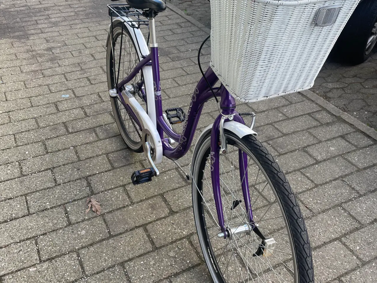 Billede 1 - damecykel. Busetto  28 tommer   3 gear,