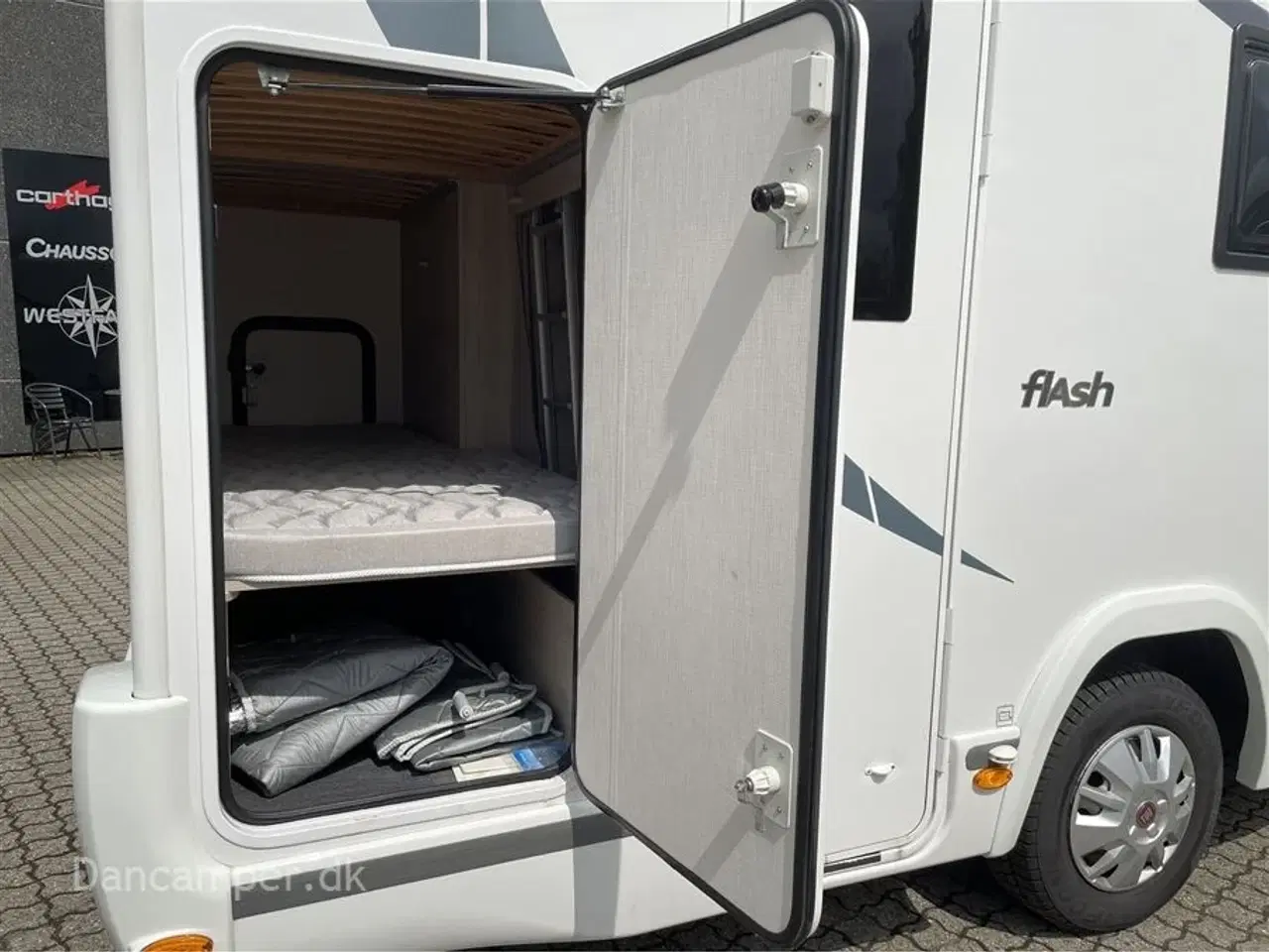 Billede 6 - 2019 - Chausson Flash C 656   UNDER KLARGØRING! Pris følger!2019 Model ! 7.prs. autocamper, med god plads - børnefamiliens foretrukne, 150Hk Automatgear, Aircon på bodel.