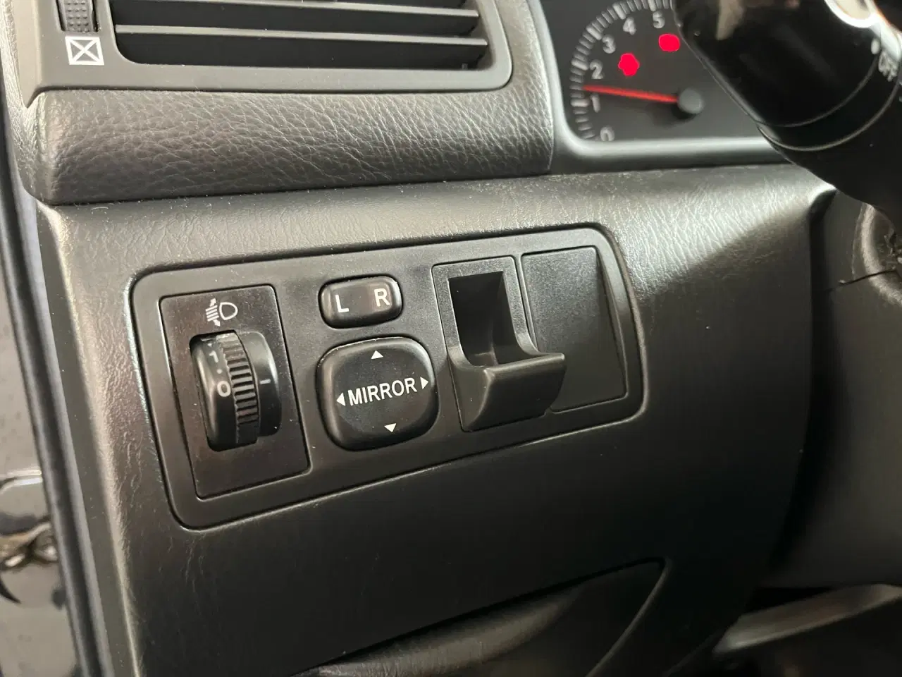 Billede 8 - Toyota Corolla 1,6 Linea Terra 110HK Stc