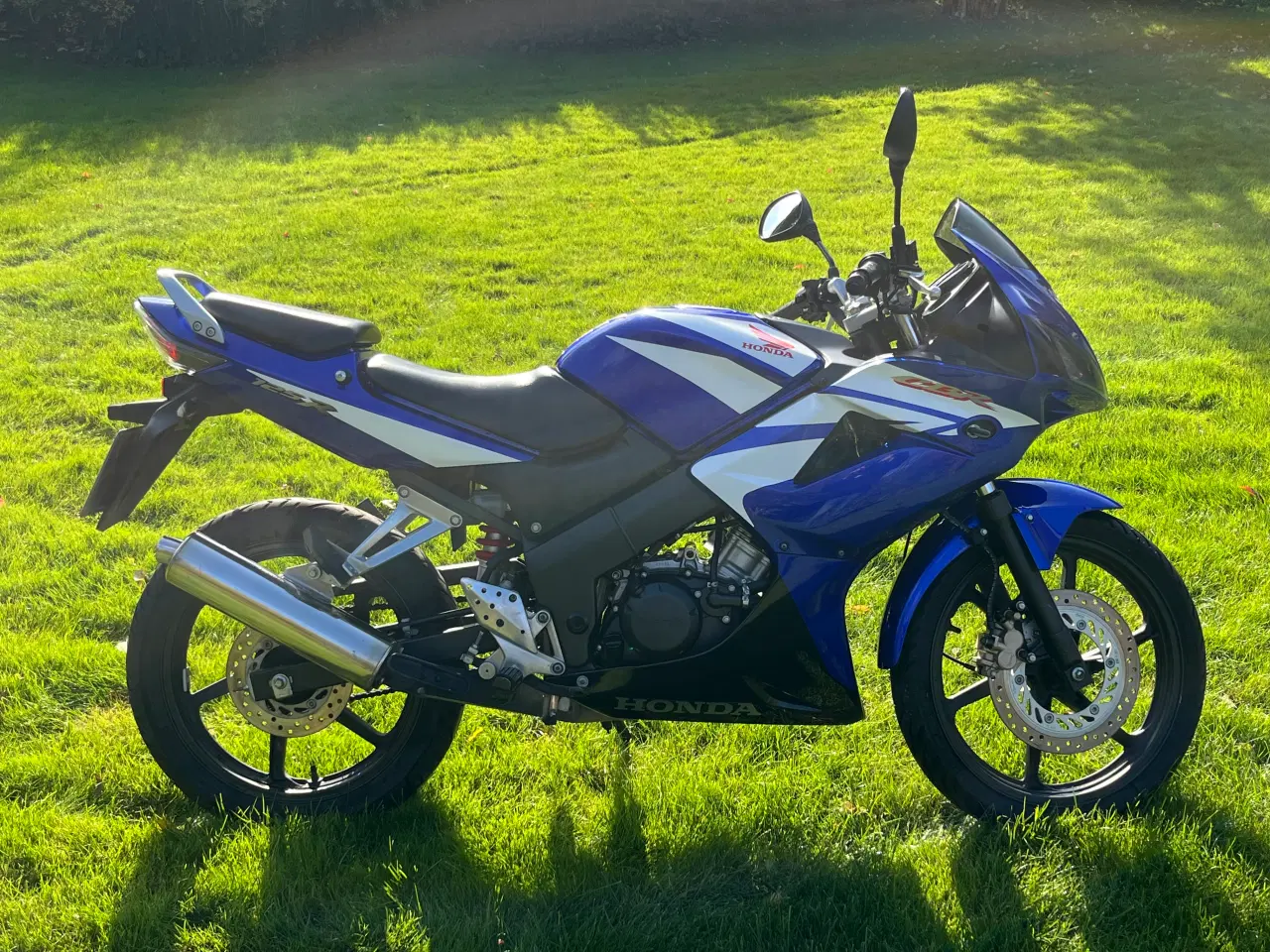 Billede 1 - Honda CBR125R A1