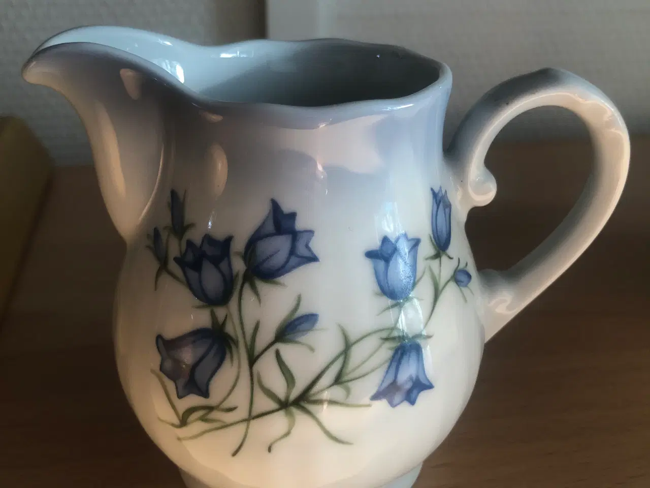 Billede 1 - Svaneholm Flødekande, Porcelæn