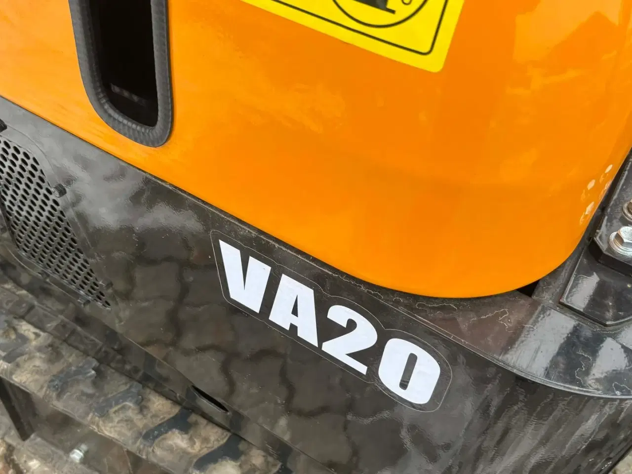 Billede 2 - - - - Miva fabriksny 1800kg minigraver