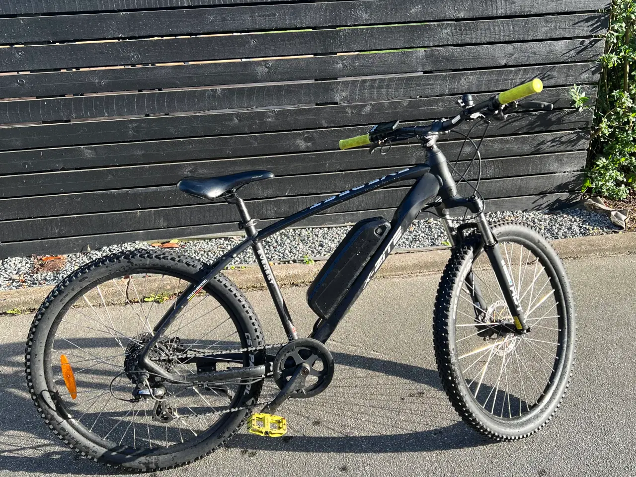 Billede 1 - Fed Everest El-MTB – Kører super godt (Nøgle + Opl