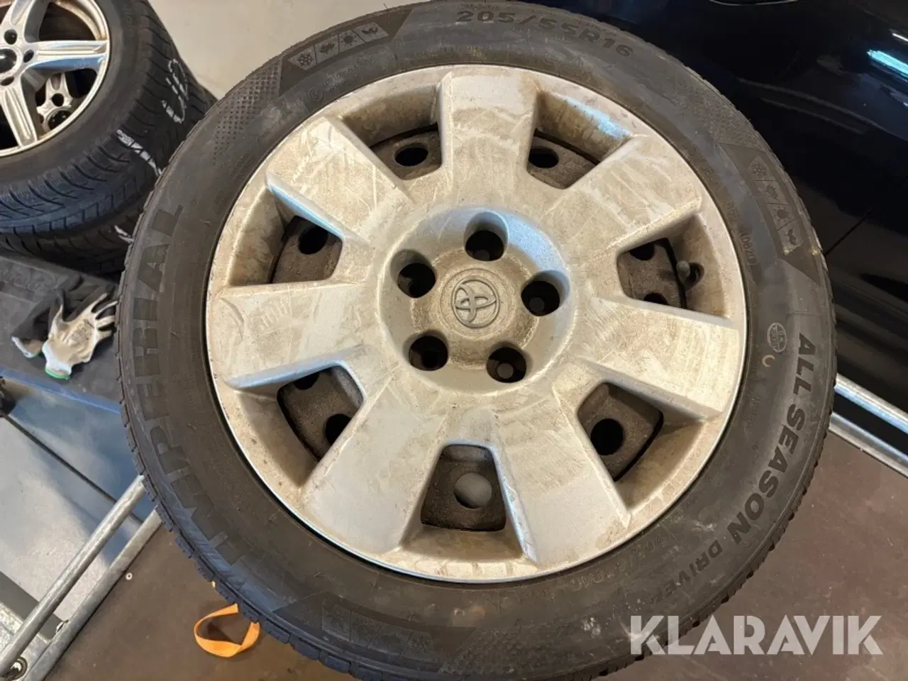 Billede 2 - Stålfælge med dæk Imperial 16"