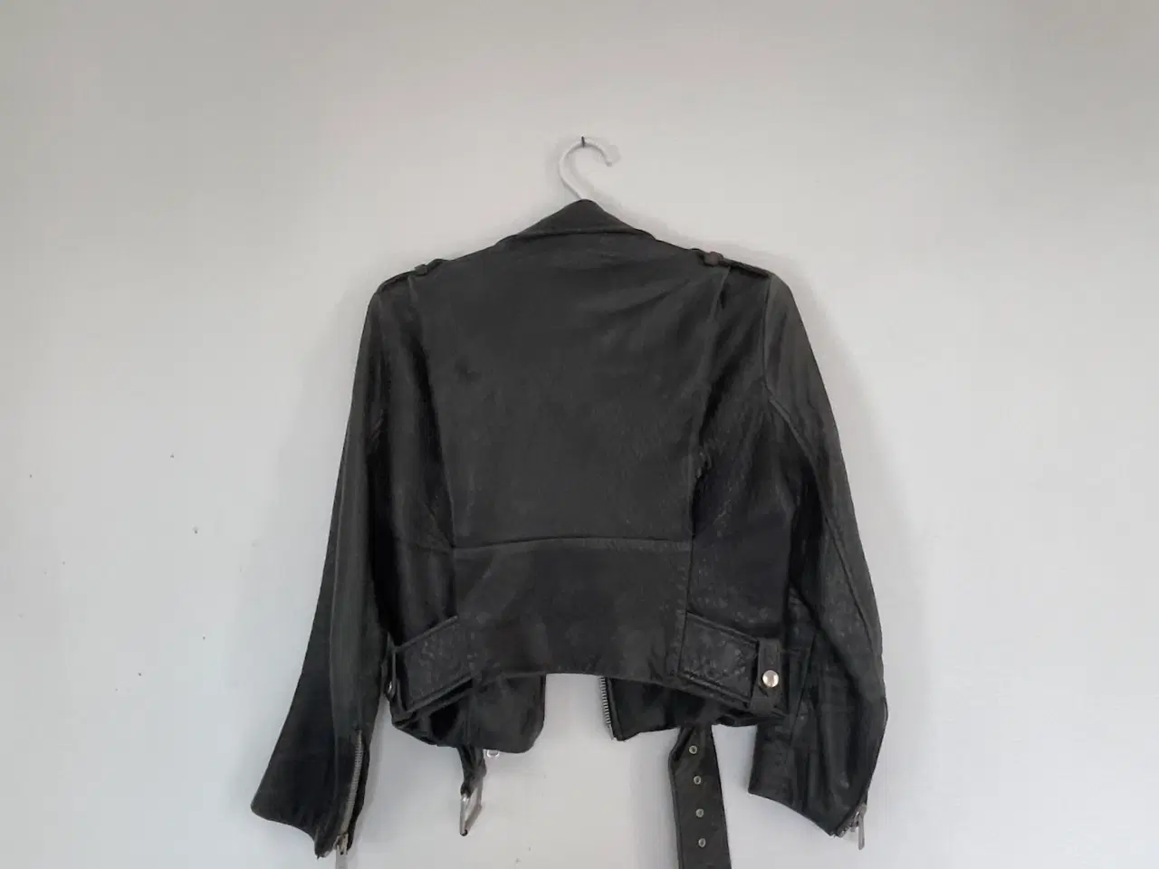 Billede 2 - Acne leather jacket