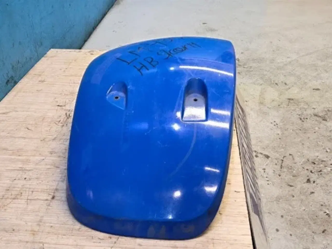 Billede 8 - New Holland LM435A Hjulskærm R. 85820327